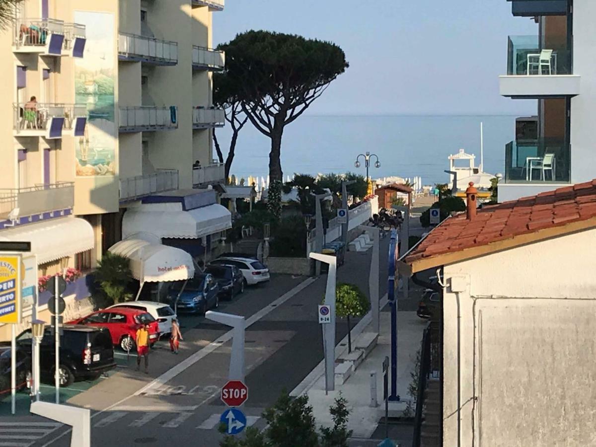 Delta A - Piazza Marina - Vista Mare Villa Lido di Jesolo Dış mekan fotoğraf
